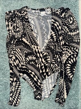 Day G Black & White Printed Wrap V-Neck Bodysuit